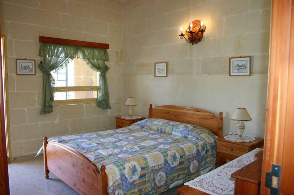 Sylvia' S Millhouse Villa Kerċem Buitenkant foto